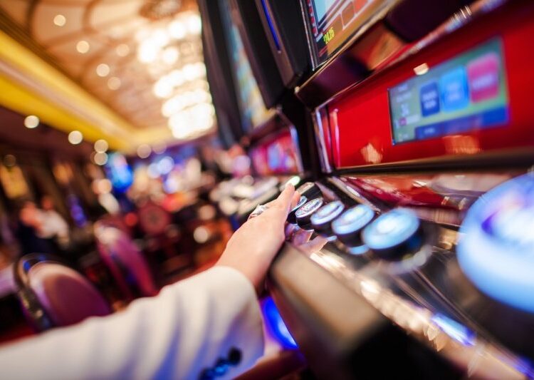 參透賭場演算法！他讓老虎機成了提款機